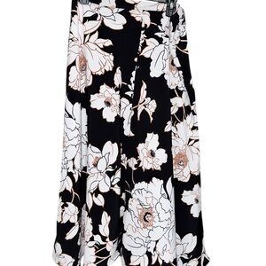 Apt. 9 Black and White Floral A-Line Skirt